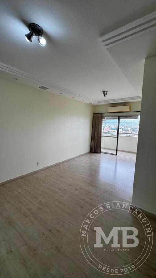 Apartamento à venda com 3 quartos, 120m² - Foto 9