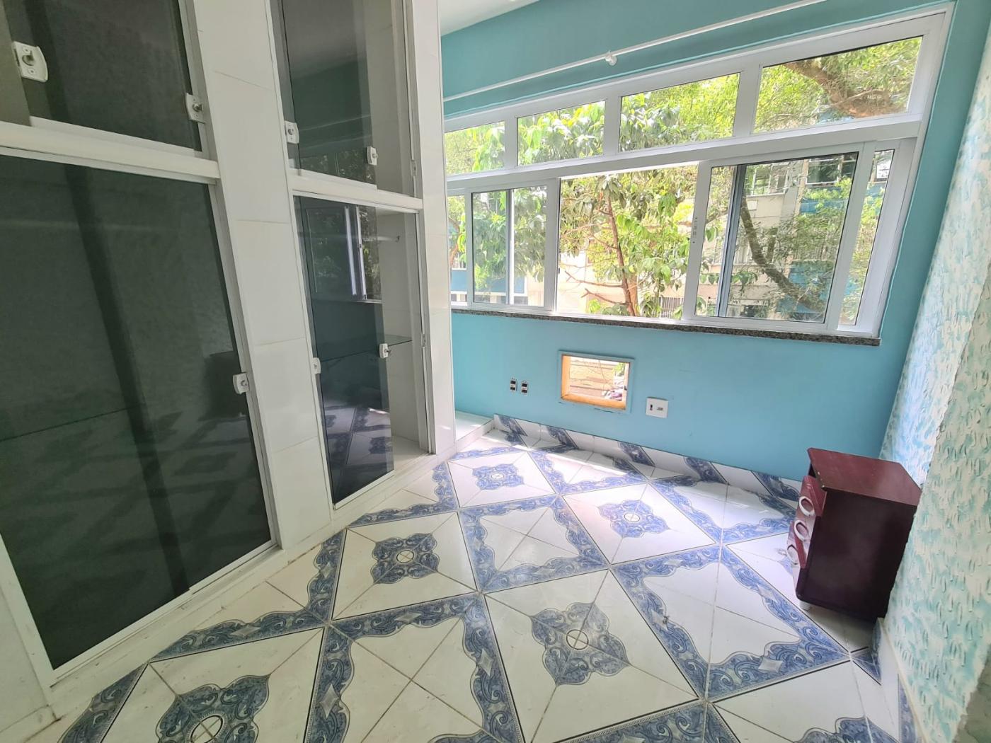 Apartamento à venda com 1 quarto, 50m² - Foto 11