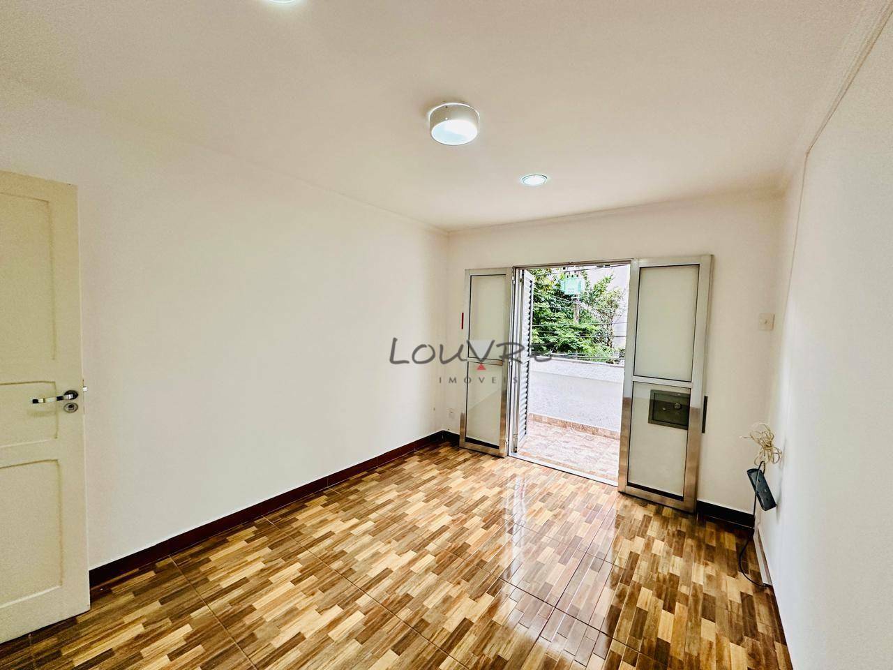 Casa para alugar com 3 quartos, 224m² - Foto 22