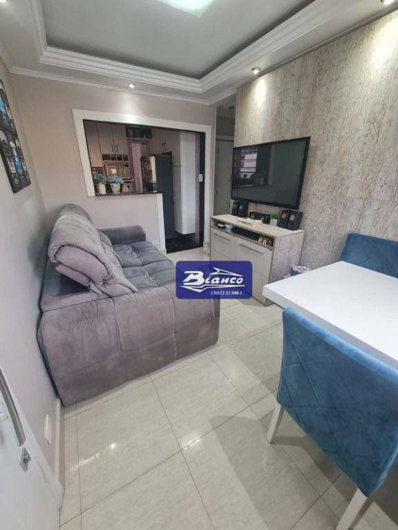 Apartamento à venda com 2 quartos, 58m² - Foto 15