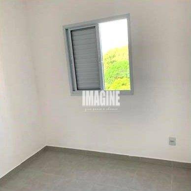 Apartamento à venda com 2 quartos, 40m² - Foto 13