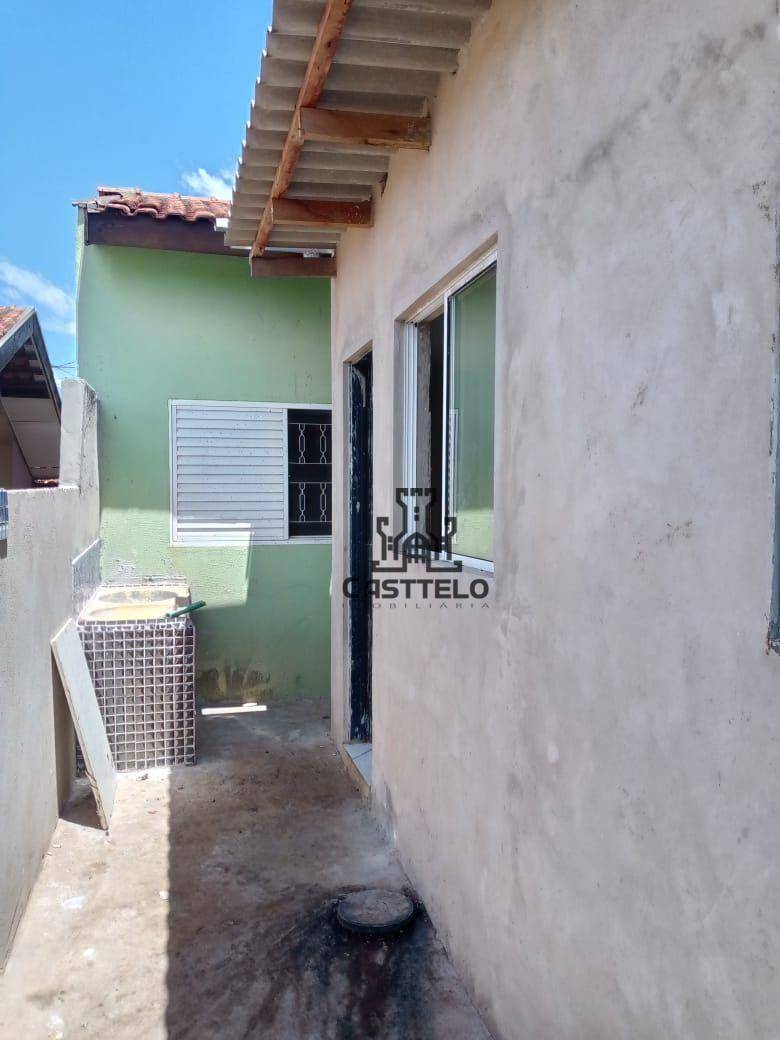 Casa à venda com 3 quartos, 70m² - Foto 15