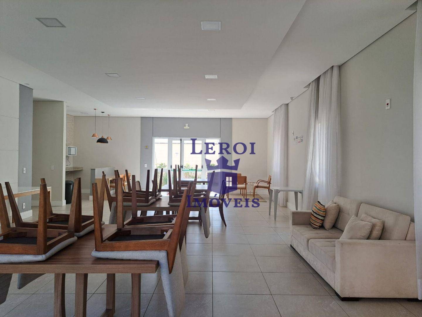 Apartamento à venda com 2 quartos, 42m² - Foto 17