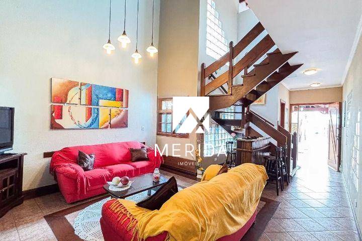 Sobrado, 4 quartos, 338 m² - Foto 1