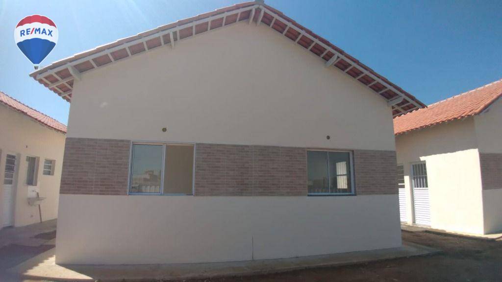 Casa à venda com 2 quartos, 41m² - Foto 16