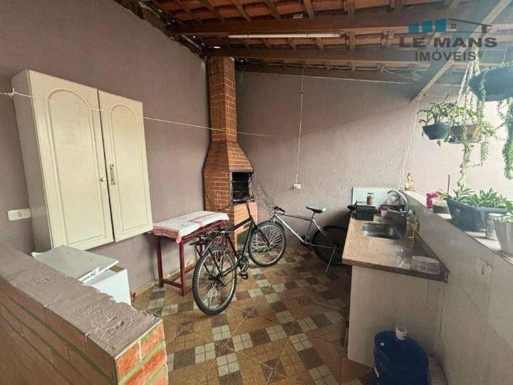 Casa à venda com 3 quartos, 120m² - Foto 14