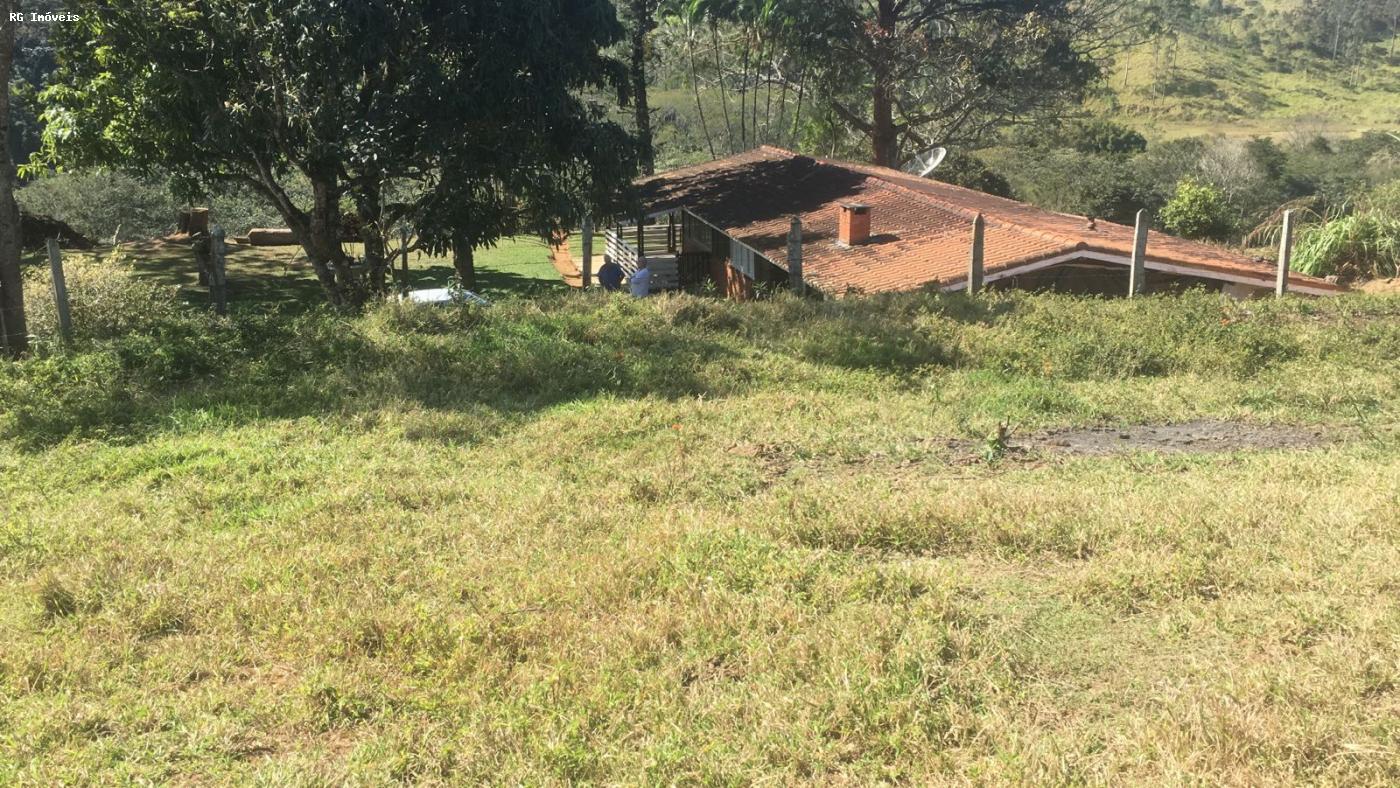 Sítio à venda com 3 quartos, 150m² - Foto 13