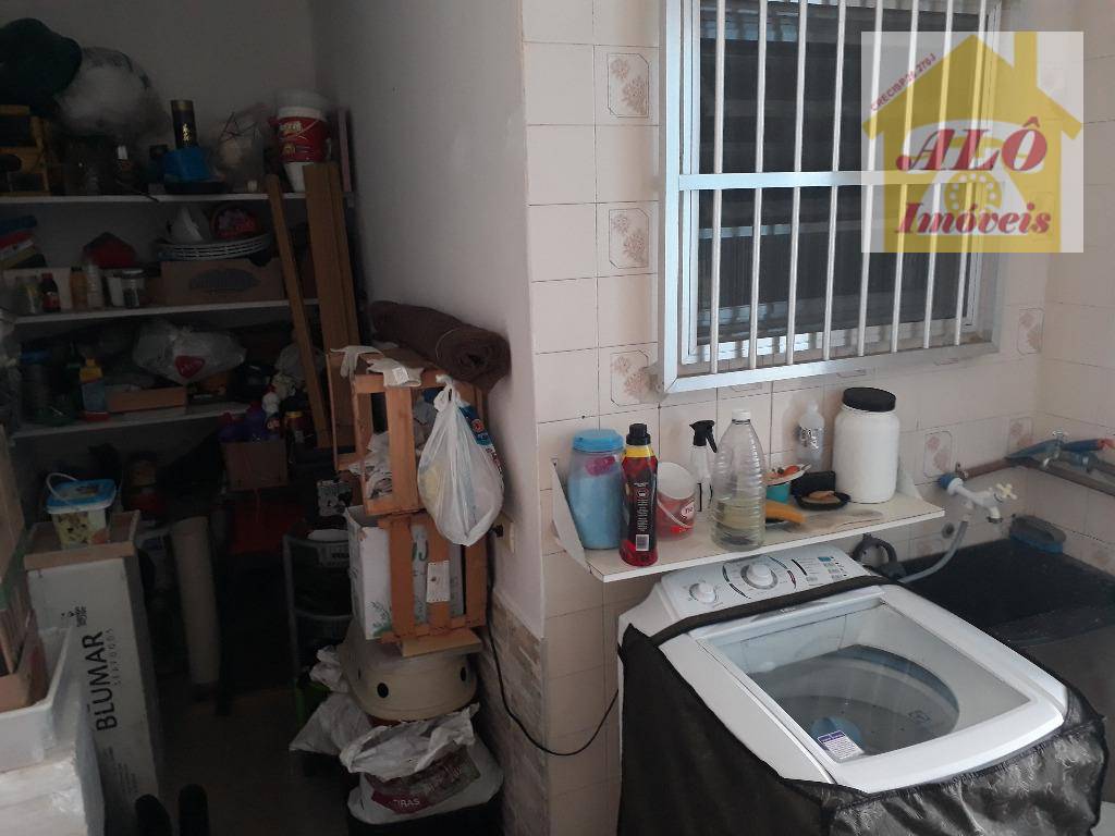 Casa à venda com 2 quartos, 200m² - Foto 35