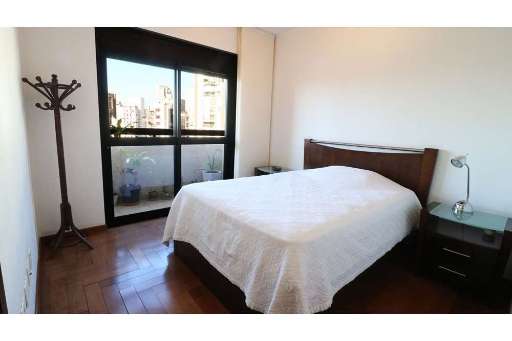 Apartamento à venda com 4 quartos, 226m² - Foto 6