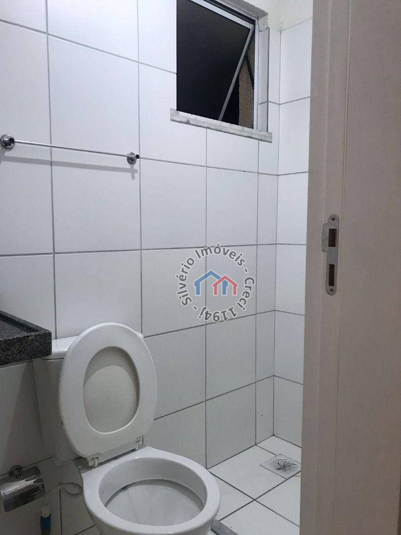 Apartamento à venda com 2 quartos, 46m² - Foto 2