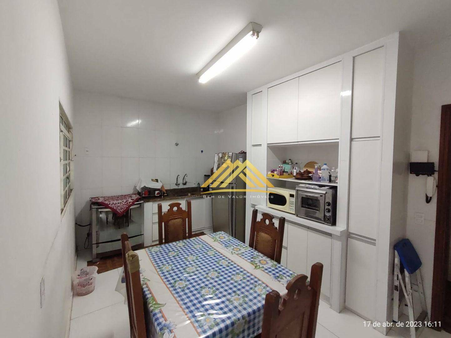 Casa à venda com 3 quartos, 180m² - Foto 12