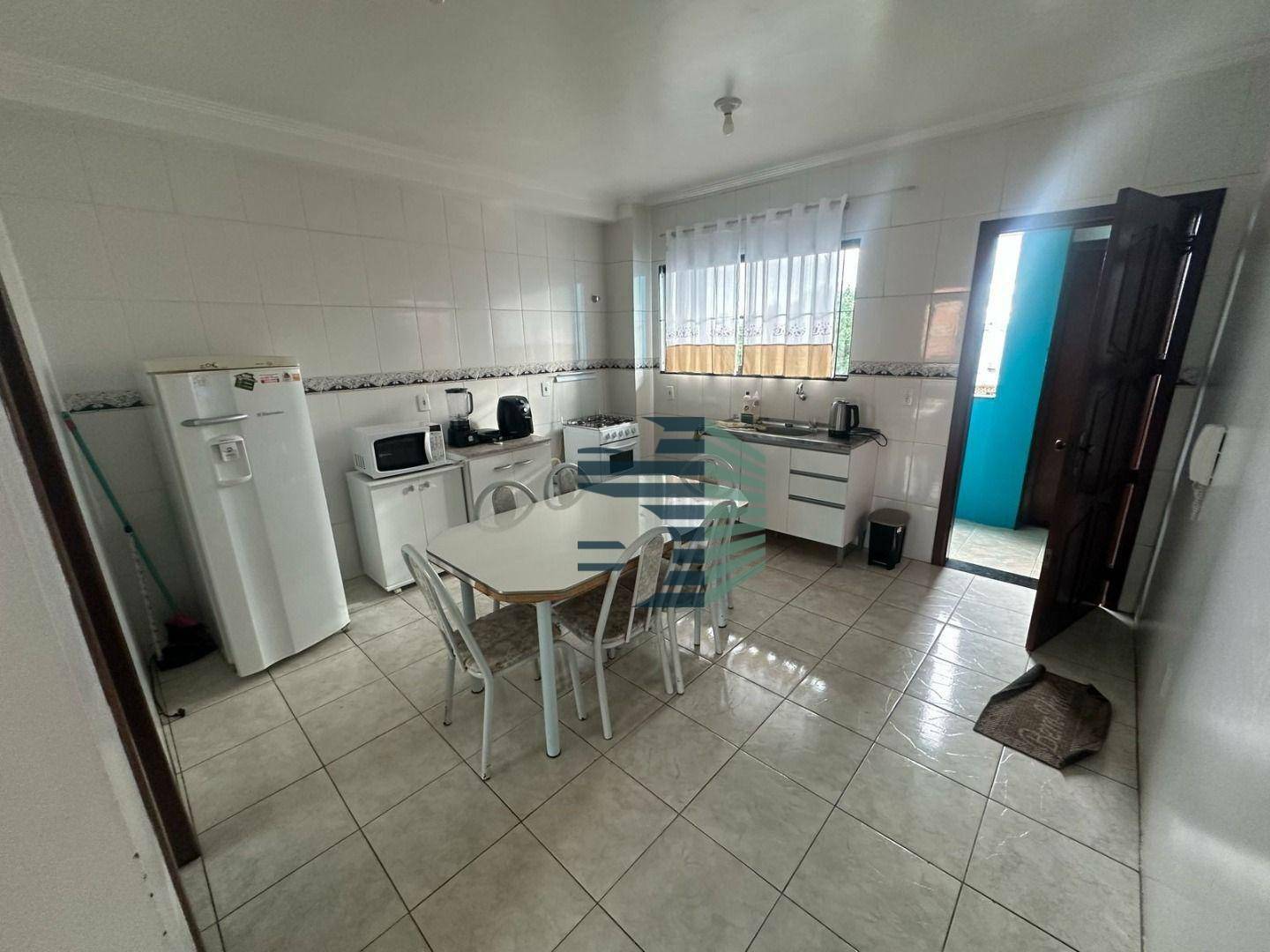 Apartamento para alugar com 2 quartos, 70m² - Foto 17