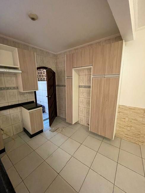 Sobrado para alugar com 3 quartos, 200m² - Foto 16