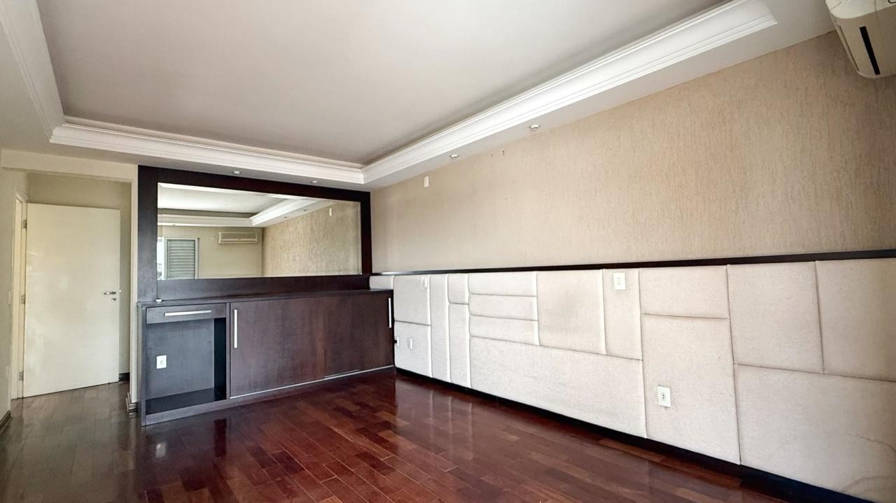 Casa para alugar com 3 quartos, 357m² - Foto 9