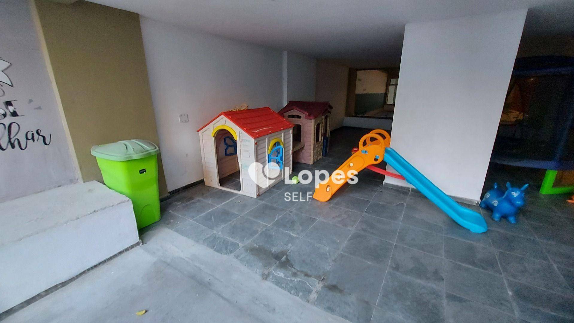 Apartamento à venda com 3 quartos, 125m² - Foto 19