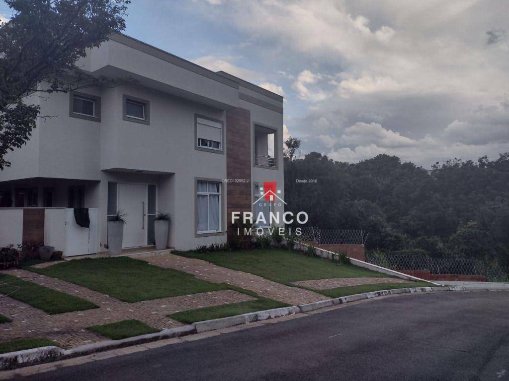 Casa de Condomínio à venda e aluguel com 3 quartos, 245m² - Foto 1