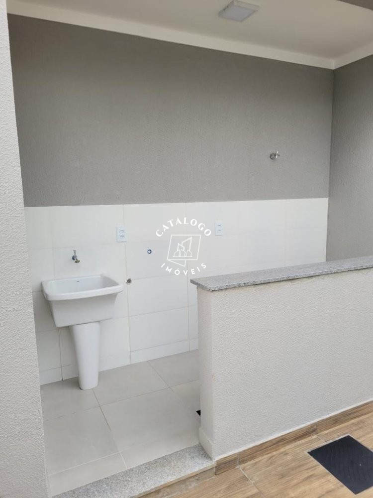 Casa à venda com 2 quartos, 220m² - Foto 11