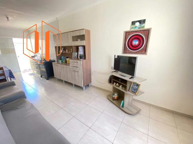 Casa à venda com 3 quartos, 60m² - Foto 5