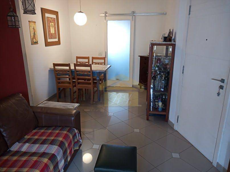 Apartamento à venda com 3 quartos, 77m² - Foto 1