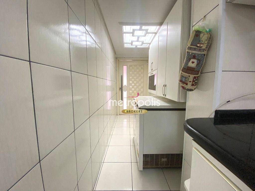 Sobrado à venda e aluguel com 5 quartos, 265m² - Foto 8