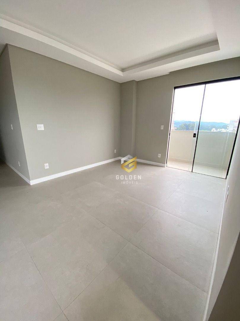 Apartamento à venda com 3 quartos, 103m² - Foto 9