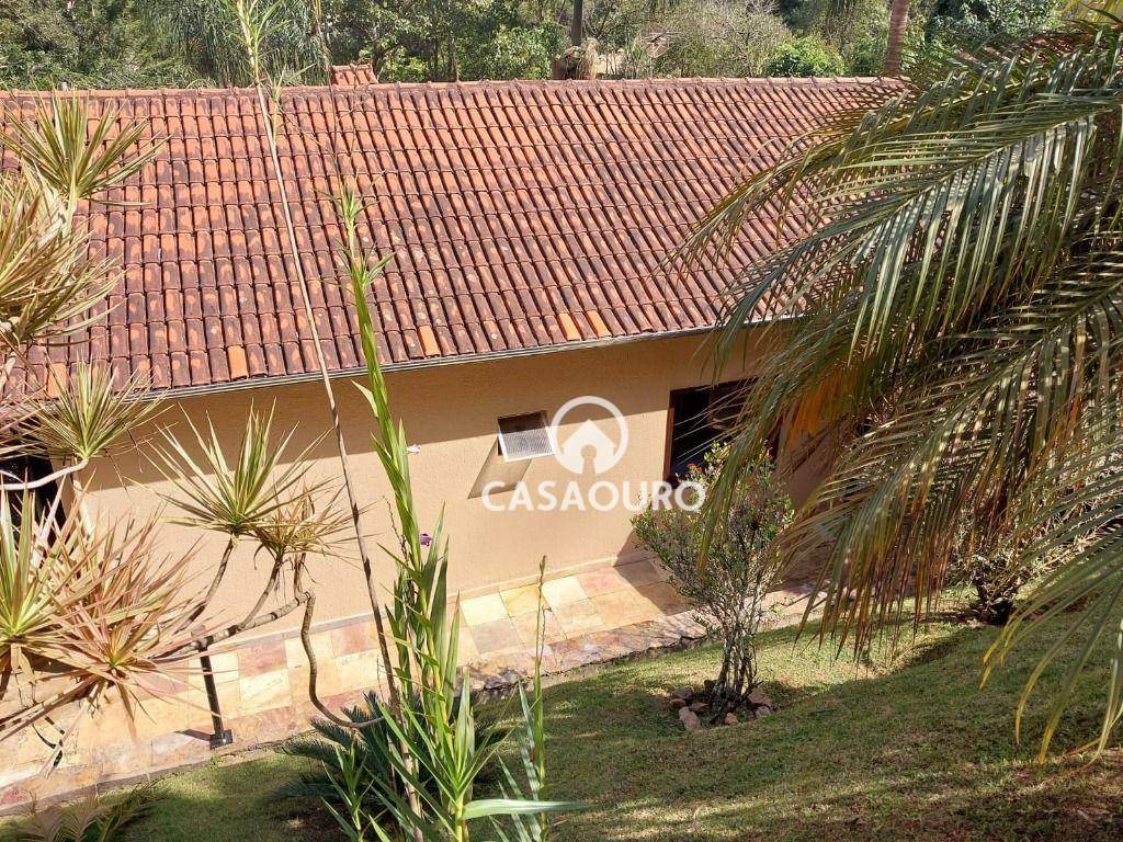 Casa de Condomínio à venda com 5 quartos, 385m² - Foto 5