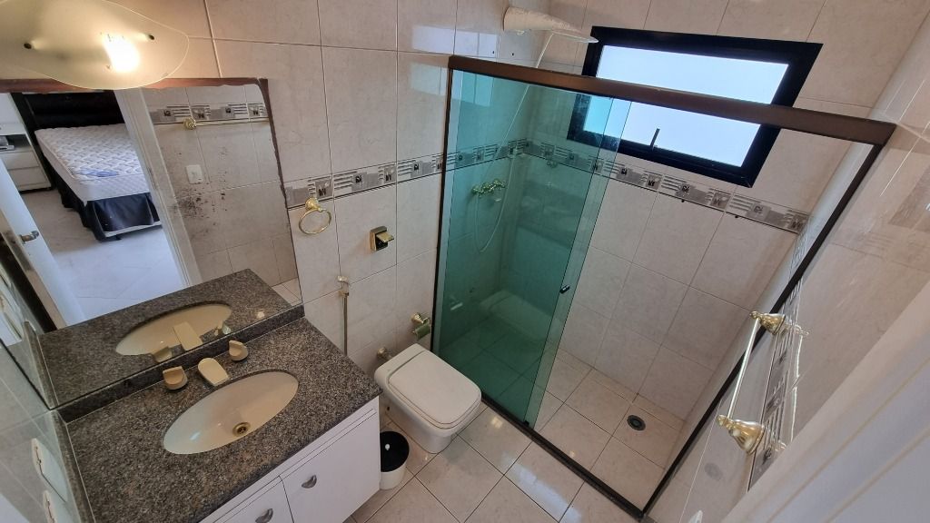 Apartamento à venda com 4 quartos, 200m² - Foto 28