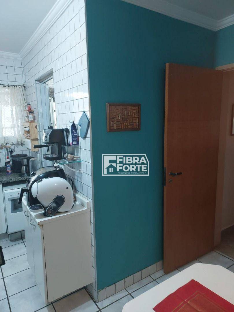 Apartamento à venda com 3 quartos, 98m² - Foto 19