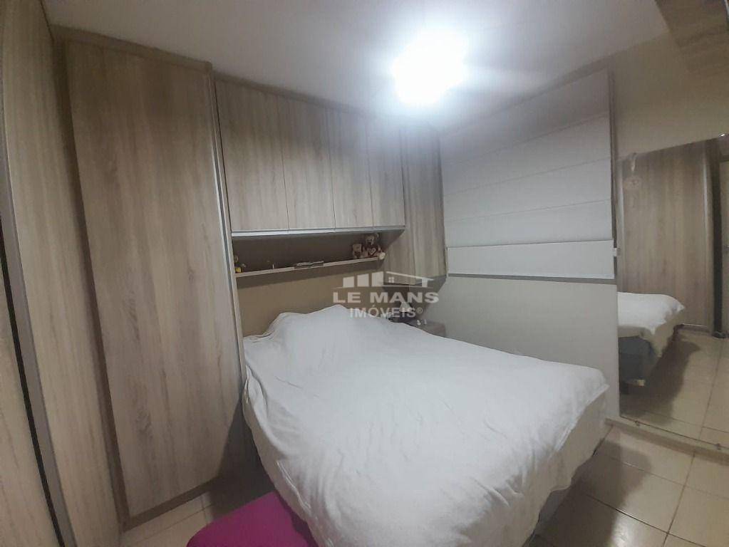 Apartamento à venda com 2 quartos, 56m² - Foto 7