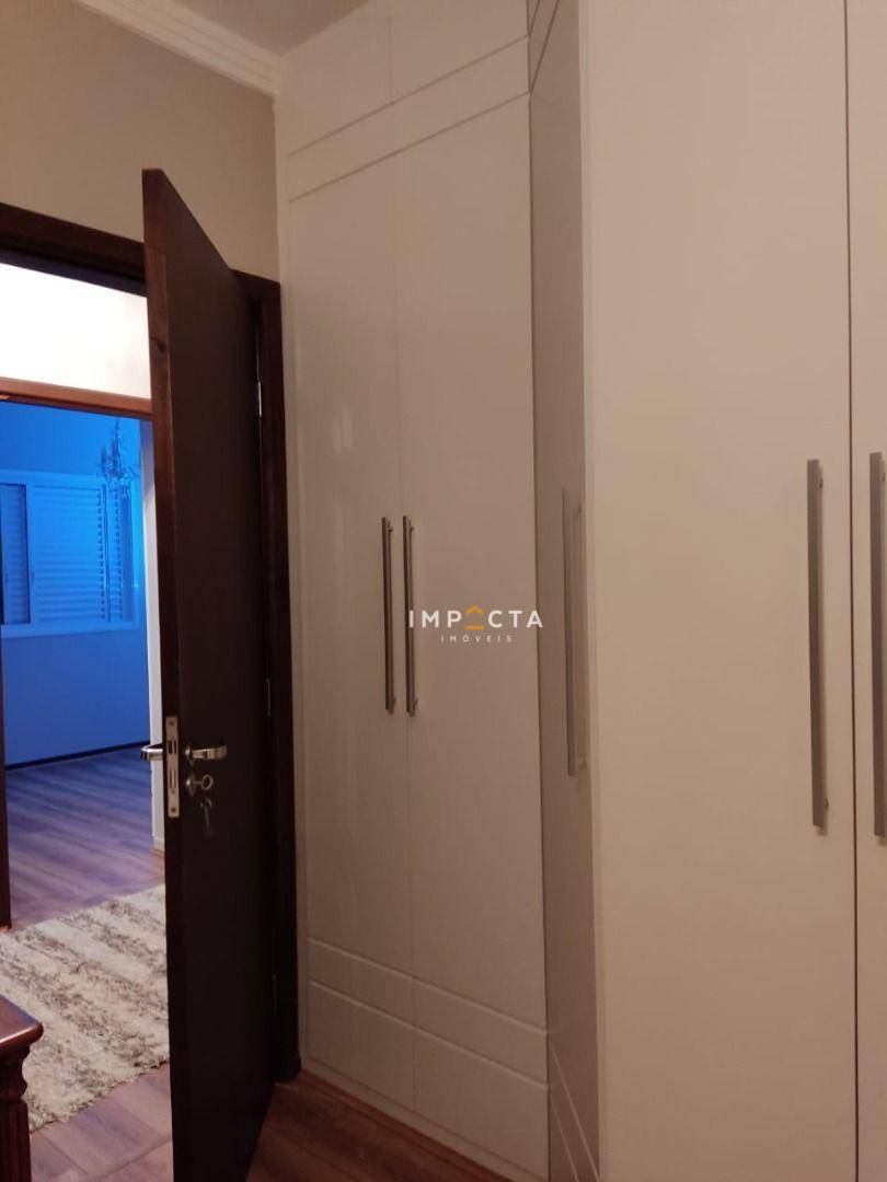 Apartamento à venda com 3 quartos, 179m² - Foto 18