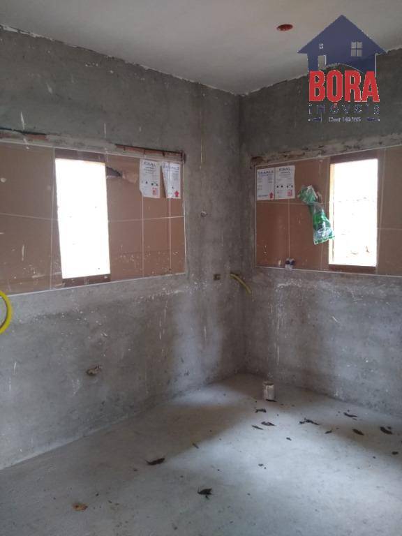 Casa à venda com 2 quartos, 130m² - Foto 20