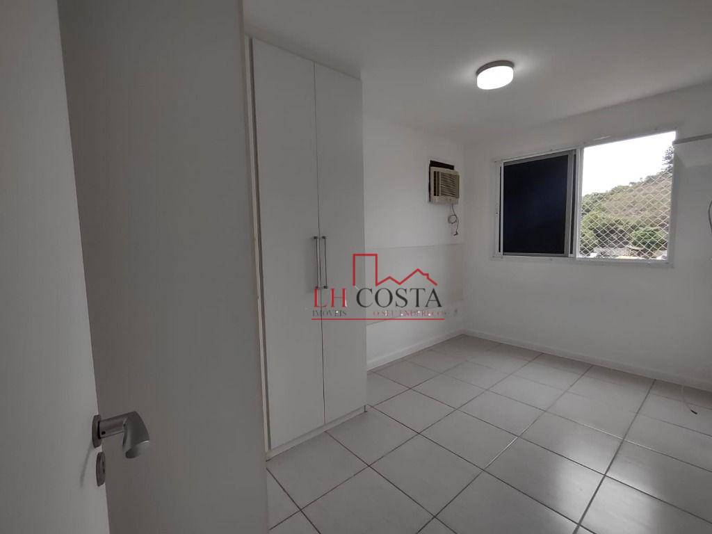 Apartamento à venda com 3 quartos, 70m² - Foto 12