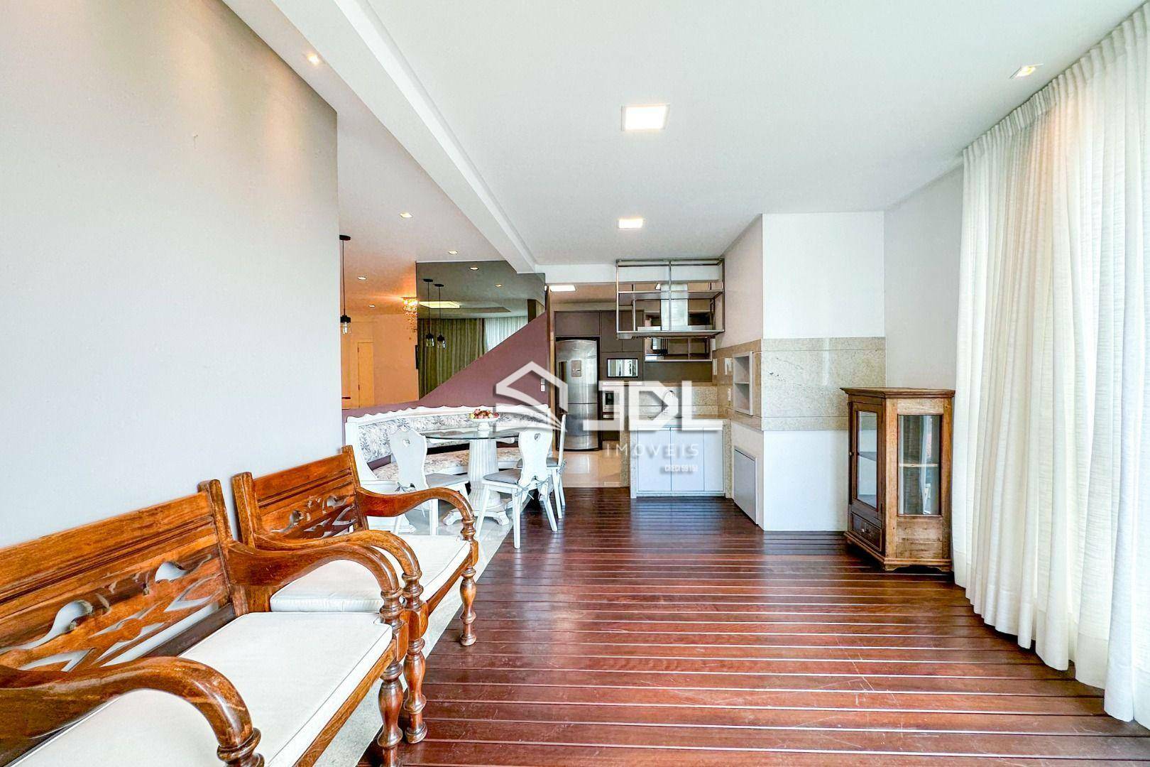 Apartamento à venda com 3 quartos, 176m² - Foto 8