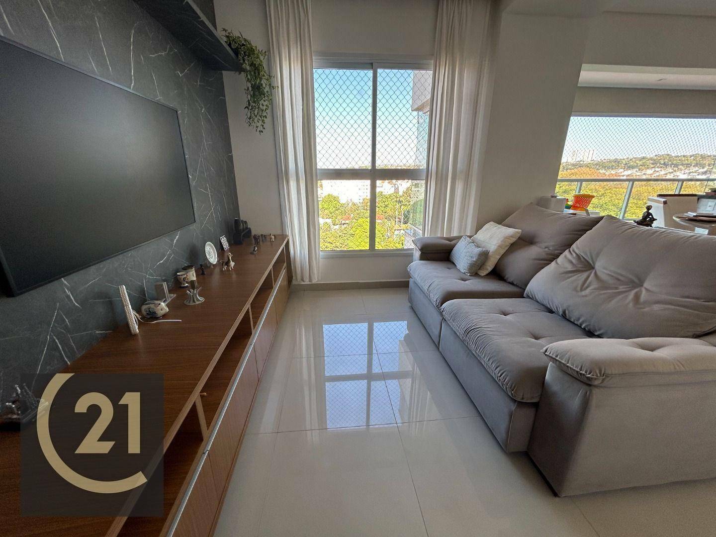 Apartamento à venda com 3 quartos, 114m² - Foto 1