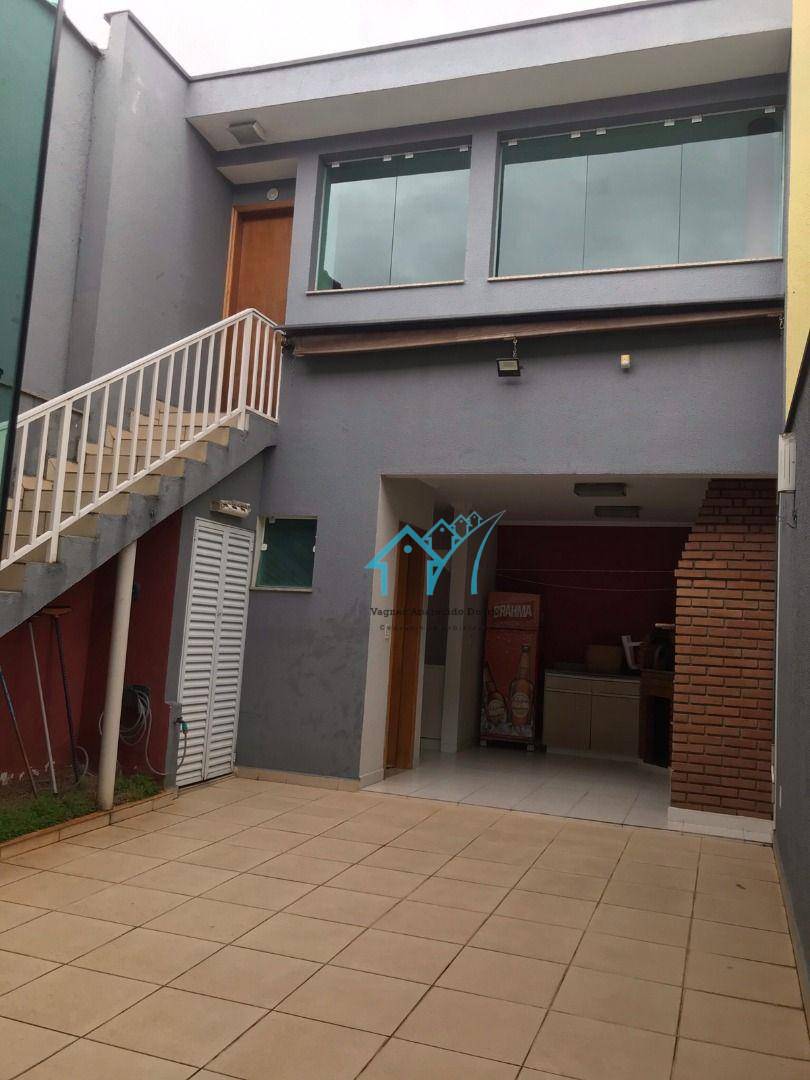 Sobrado à venda com 4 quartos, 248M2 - Foto 1