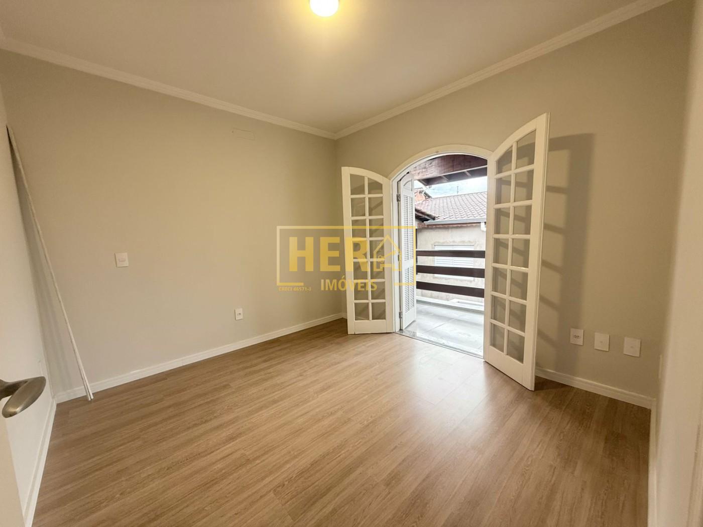 Casa de Condomínio à venda, 220m² - Foto 6