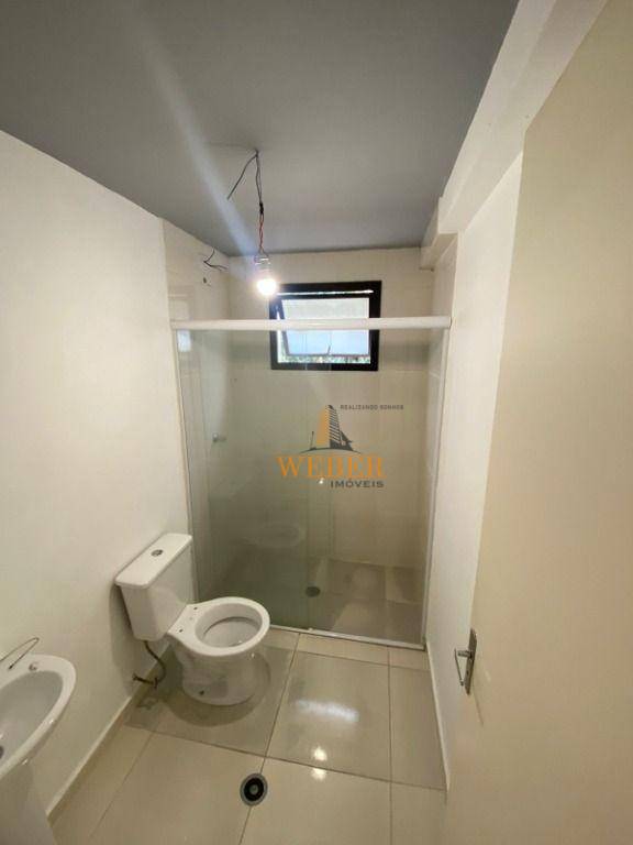 Apartamento à venda com 3 quartos, 117m² - Foto 4