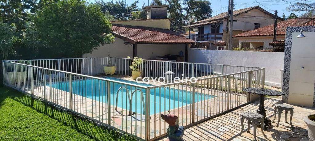 Casa à venda com 4 quartos, 190m² - Foto 10
