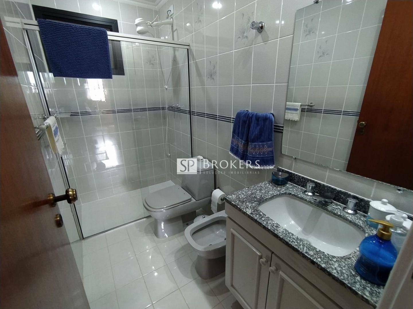 Apartamento à venda com 3 quartos, 124m² - Foto 9