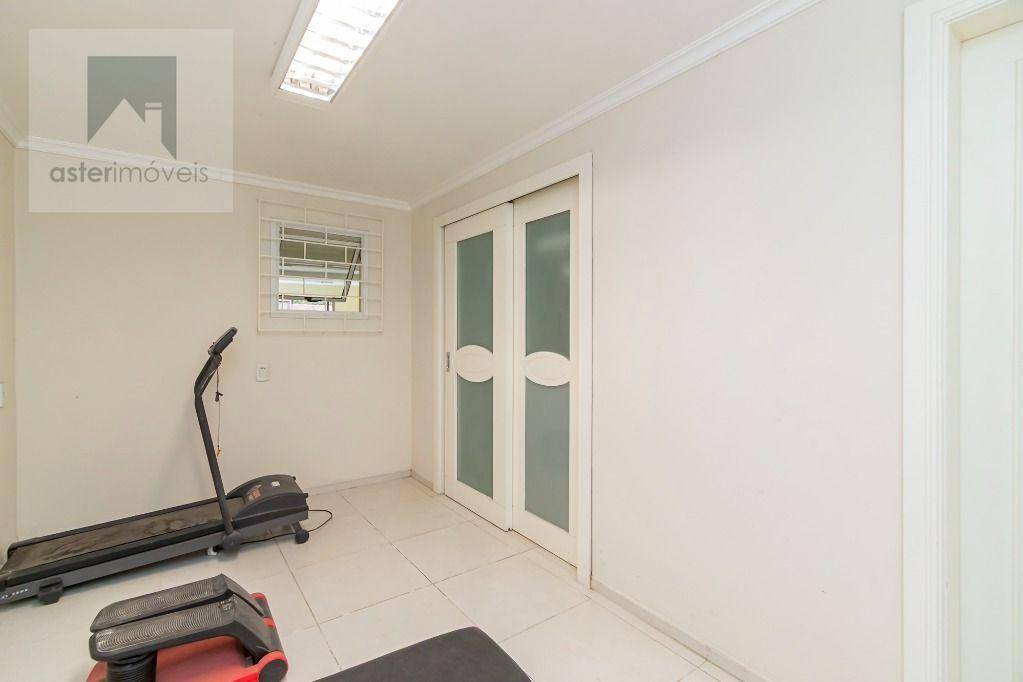 Casa à venda com 4 quartos, 285m² - Foto 58