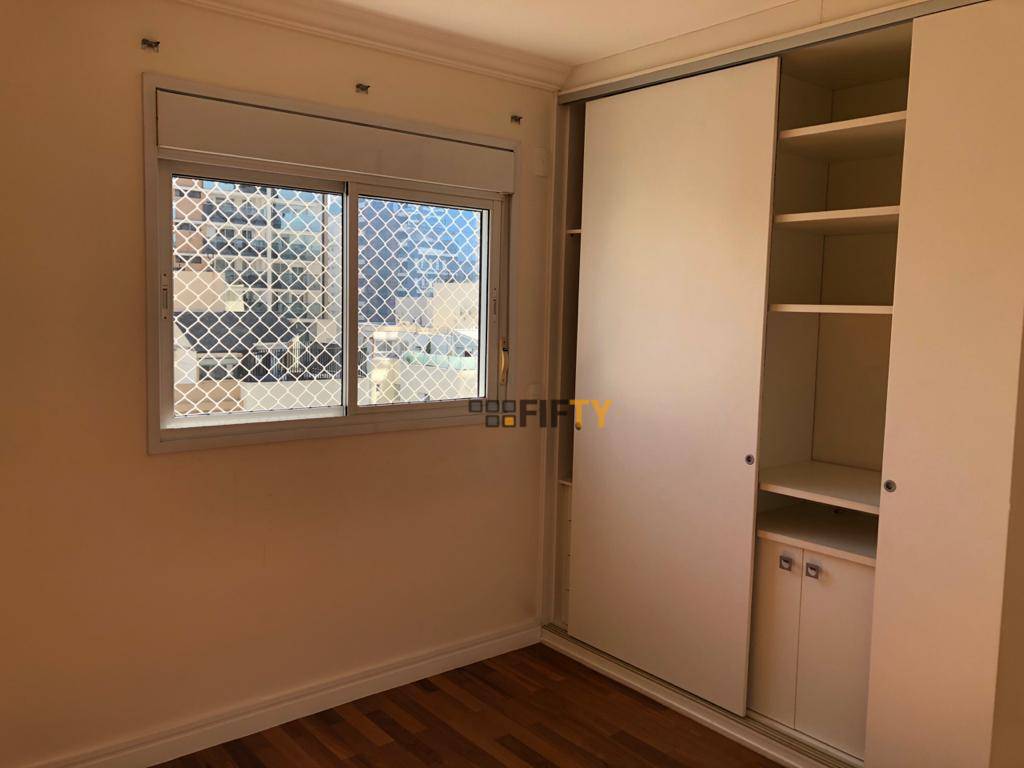 Apartamento para alugar com 3 quartos, 124m² - Foto 15