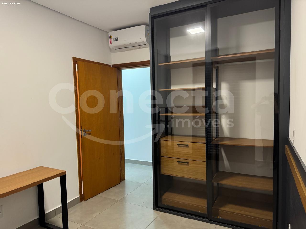 Casa de Condomínio à venda com 3 quartos, 232m² - Foto 38
