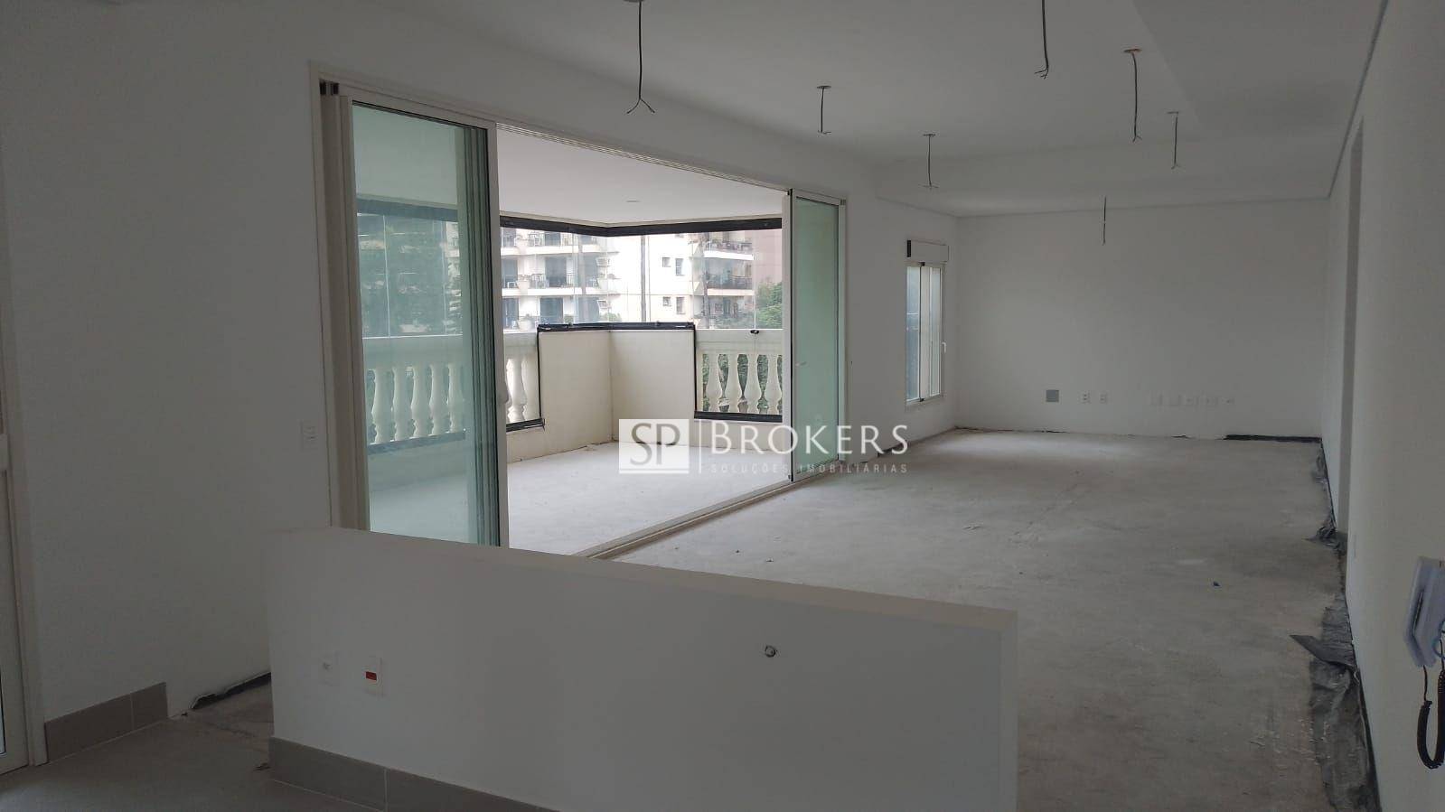 Apartamento à venda com 3 quartos, 256m² - Foto 5