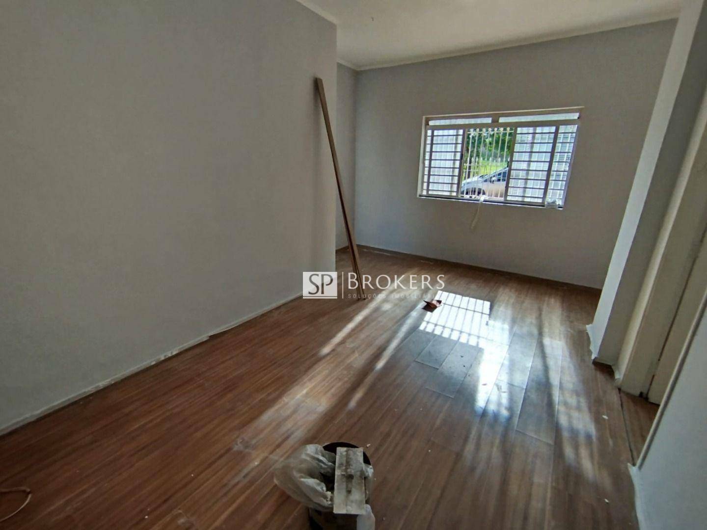 Casa para alugar com 2 quartos, 145m² - Foto 7