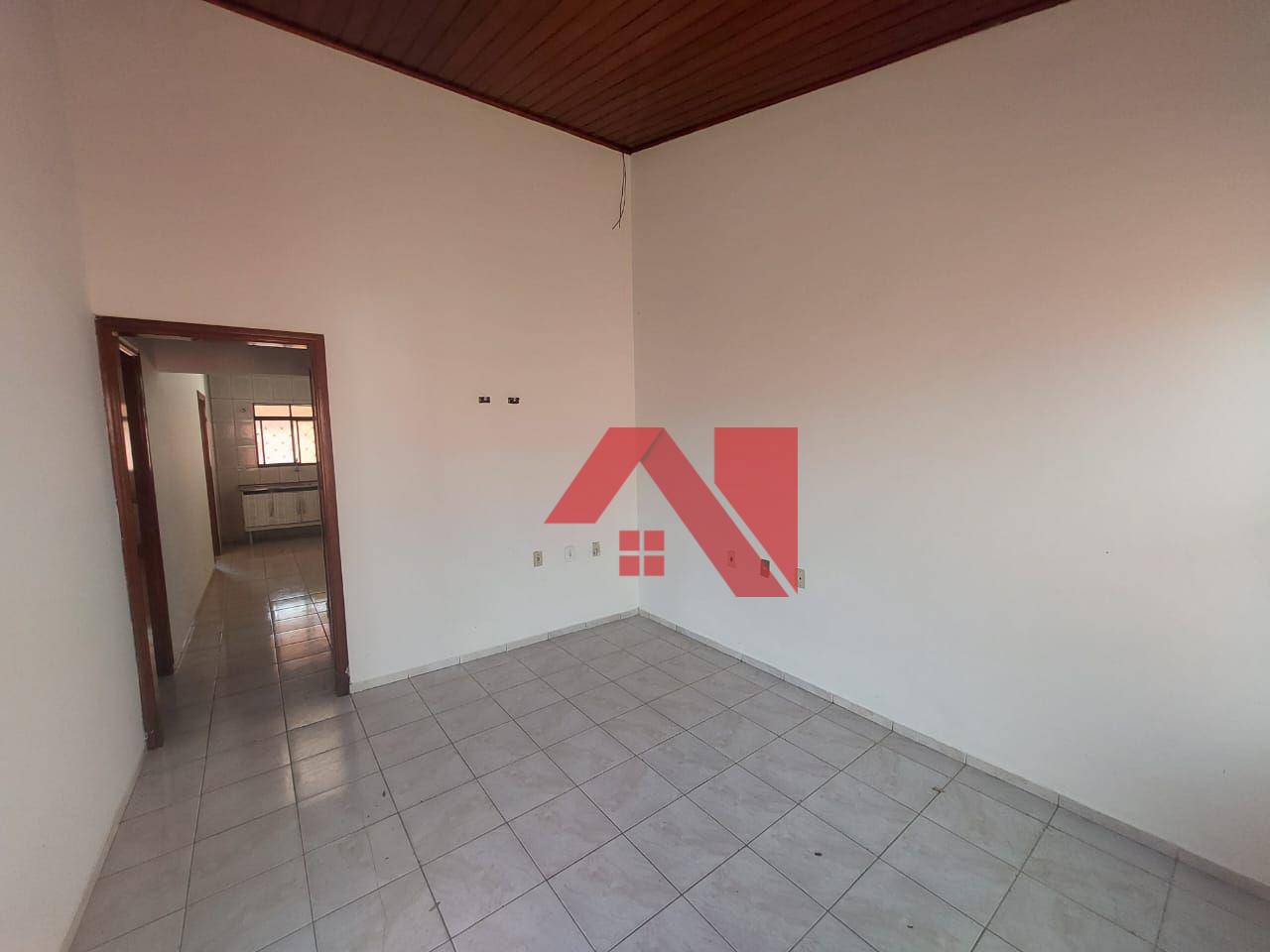 Casa para alugar com 4 quartos, 75m² - Foto 4