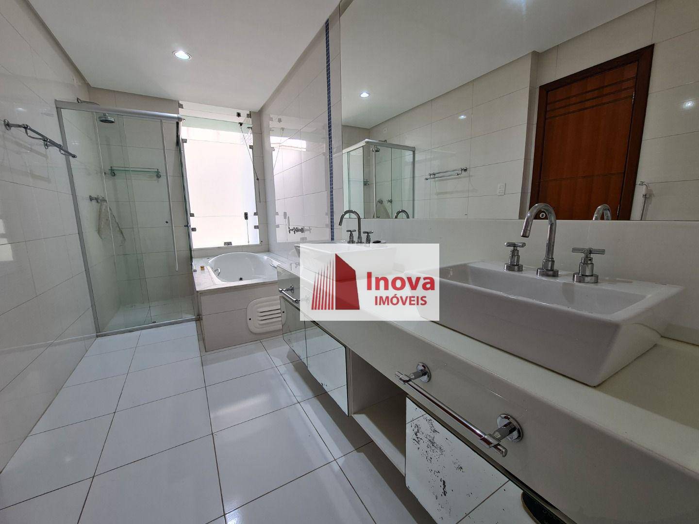 Apartamento à venda com 4 quartos, 160m² - Foto 19