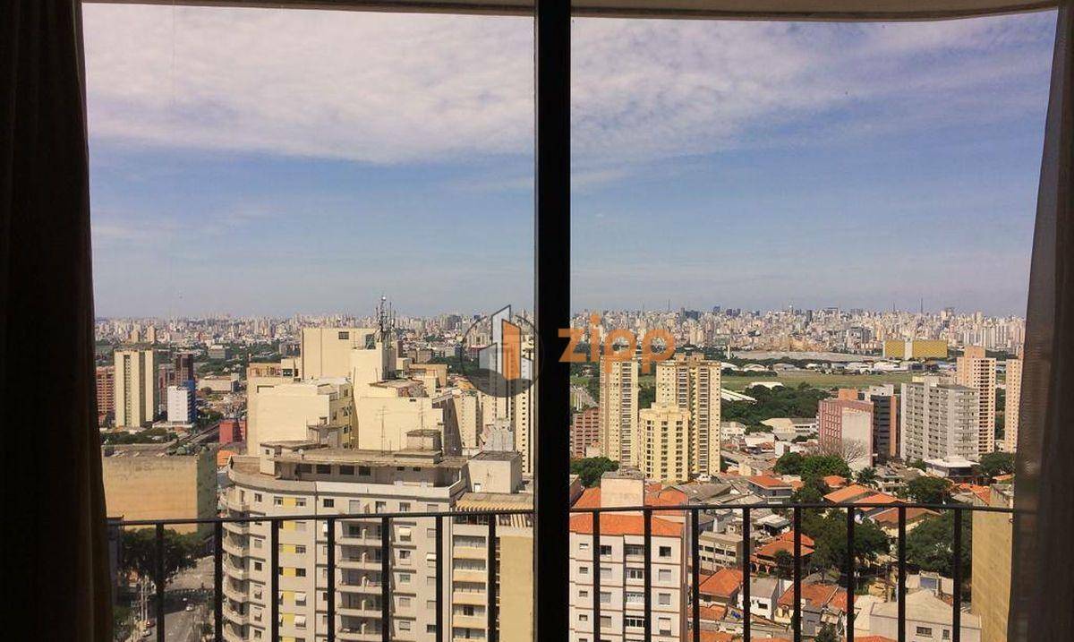 Apartamento à venda com 4 quartos, 211m² - Foto 4