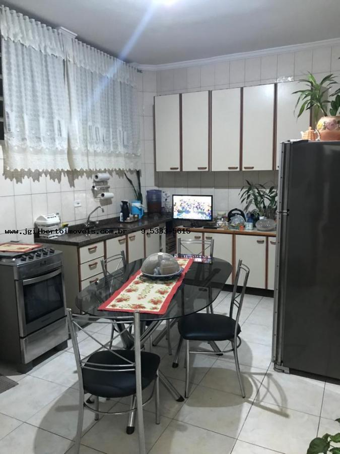 Apartamento à venda com 2 quartos, 80m² - Foto 11