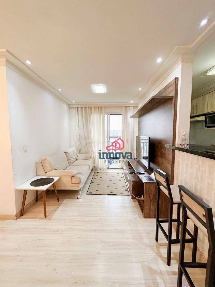 Apartamento à venda com 2 quartos, 62m² - Foto 1