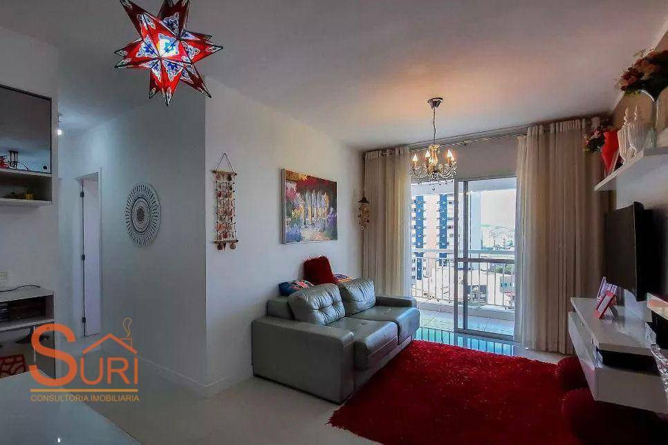 Apartamento à venda com 2 quartos, 70m² - Foto 3